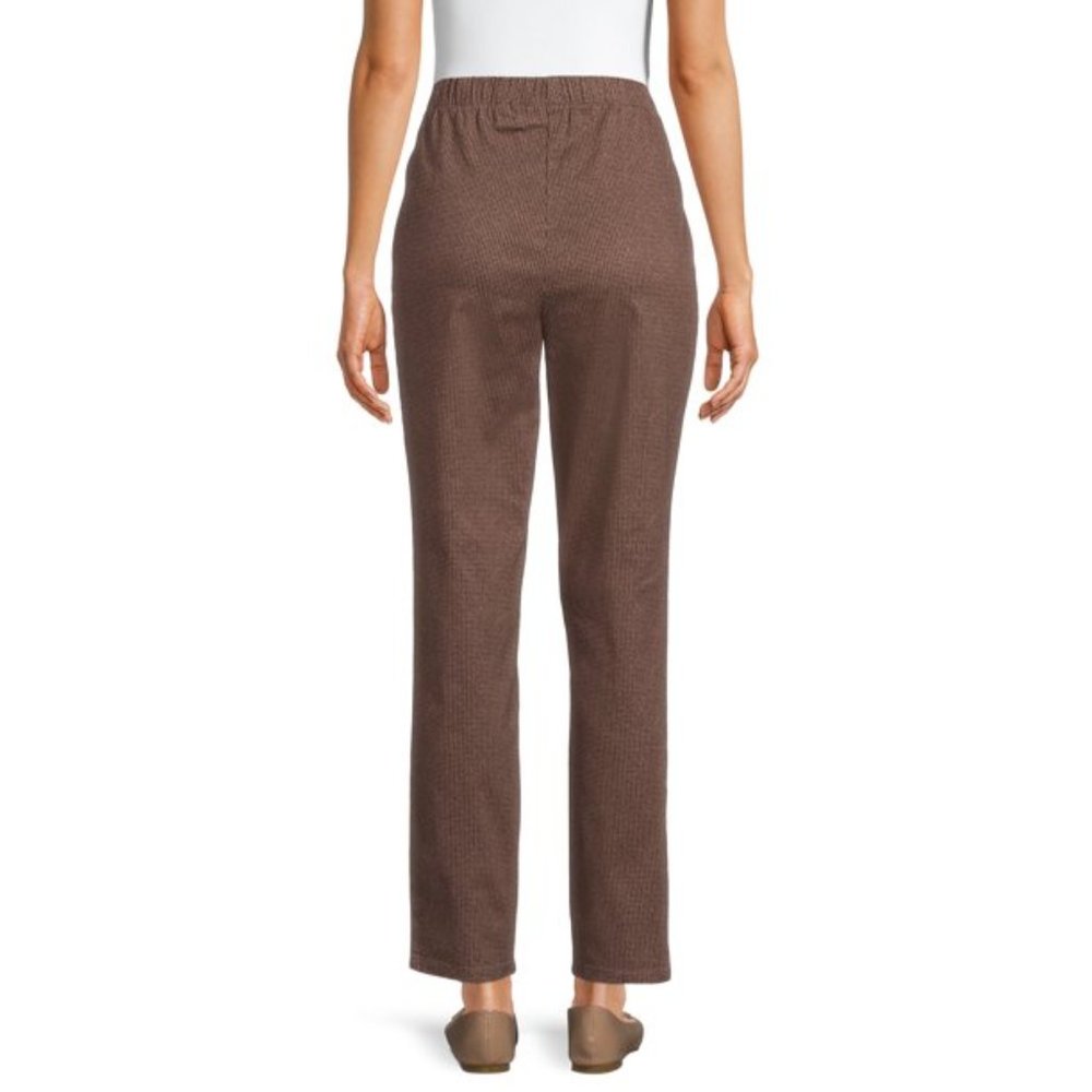 NWOT Realsize Women's Stretch Pull On Pants with Pockets - Picture 2 of 8